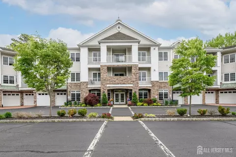 6205 Falston Cir, Old Bridge, NJ 08857