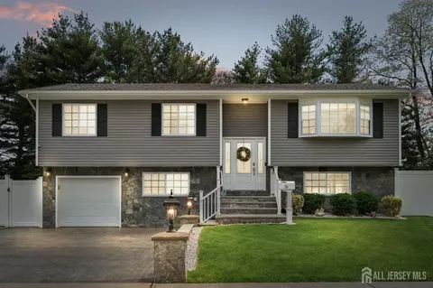 36 Colin Dr, South River, NJ 08882