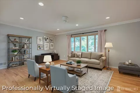 Living - 4 Augusta Ct, Edison, NJ 08820 photo 4 of 9