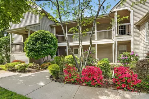 124 Concordia Cir #H, Monroe, NJ 08831