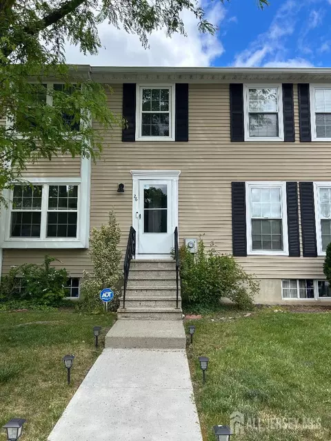 26 Delikat Ln, Sayreville, NJ 08872