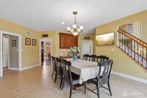 Dining - 3 Windhaven Ct, Monroe, NJ 08831 photo 5 of 5