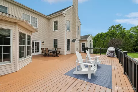 Exterior - 3 Windhaven Ct, Monroe, NJ 08831 photo 4 of 5