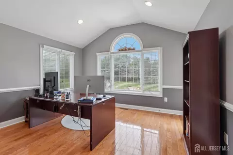 Entry Way - 3 Windhaven Ct, Monroe, NJ 08831 photo 3 of 3