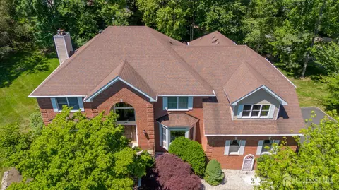 40 Newland Ct, Bridgewater, NJ 08807