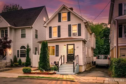 47 Maple St, South River, NJ 08882