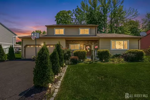 213 Normandy Rd, Edison, NJ 08820