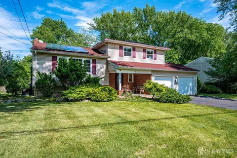 Exterior - 10 Falcon Dr, Edison, NJ 08820 photo 2 of 7
