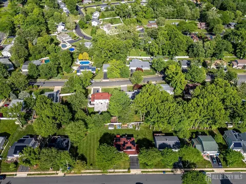 View/Area - 10 Falcon Dr, Edison, NJ 08820 photo 7 of 8