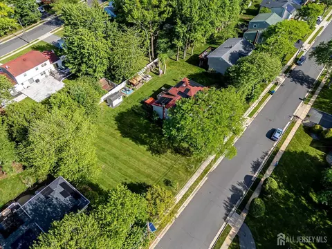 View/Area - 10 Falcon Dr, Edison, NJ 08820 photo 2 of 8