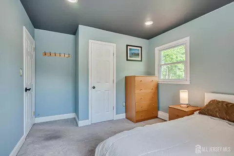 Other - 10 Falcon Dr, Edison, NJ 08820 photo 3 of 12