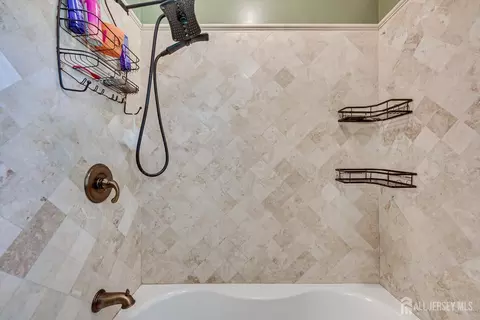 Bath - 10 Falcon Dr, Edison, NJ 08820 photo 4 of 4