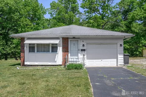 61 Heather Narrows, Toms River, NJ 08755