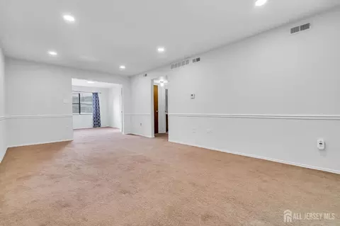 Living - 1909 Raspberry Ct, Edison, NJ 08817 photo 3 of 6