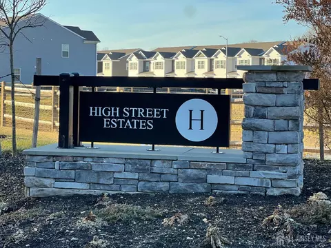 309 Mazzeo Dr, Glassboro, NJ 08028