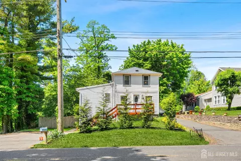 68 Waterworks Rd, Freehold, NJ 07728