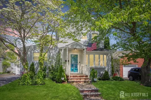 613 Maplewood Ave, Roselle Park, NJ 07204