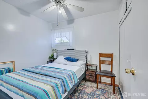 Bedroom - 15 Markham Rd, Edison, NJ 08817 photo 5 of 8