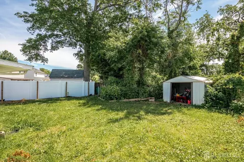Exterior - 15 Markham Rd, Edison, NJ 08817 photo 5 of 5