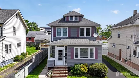 546 Teneyke Pl, Rahway, NJ 07065
