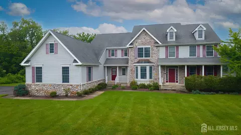 3 Hartshorne Dr, Millstone, NJ 08510