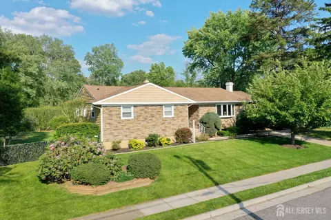 103 River St, Monroe, NJ 08831