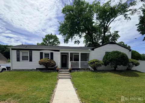 141 Grant Ave, Fords, NJ 08863