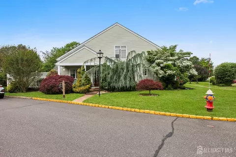 110 Winthrop Rd #A, Monroe, NJ 08831