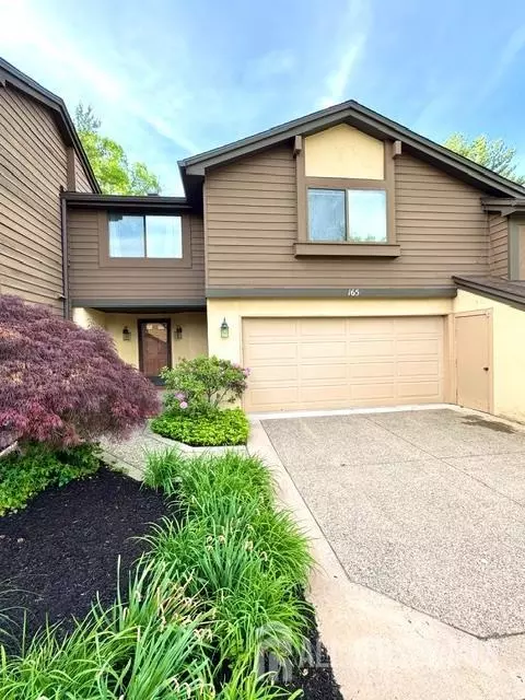 165 Sayre Dr, Princeton, NJ 08540