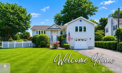 229 Grandview Ave, Piscataway, NJ 08854