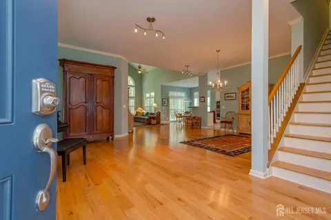 Entry Way - 9 Monarch Rd, Monroe, NJ 08831 photo 2 of 3
