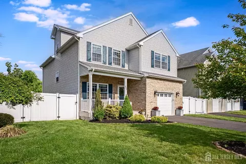 323 S Madison Ave, Dunellen, NJ 08812