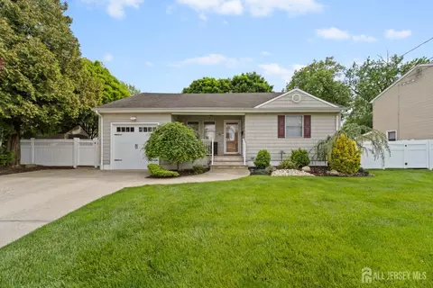 31 Middlehill Rd, Colonia, NJ 07067