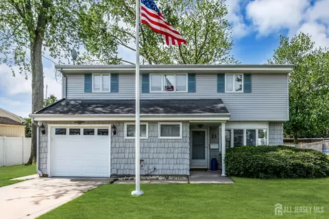 23 Albert Dr, Old Bridge, NJ 08857