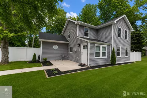 379 Old Georges Rd, North Brunswick, NJ 08902