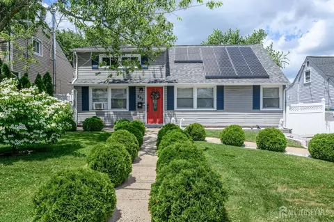 347 Woodruff Ave, Avenel, NJ 07001