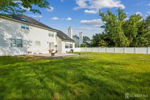 Exterior - 489 Plainfield Rd, Edison, NJ 08820 photo 4 of 6