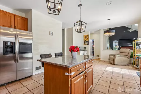 Kitchen - 489 Plainfield Rd, Edison, NJ 08820 photo 2 of 3