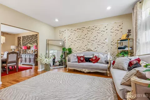Living - 489 Plainfield Rd, Edison, NJ 08820 photo 2 of 2
