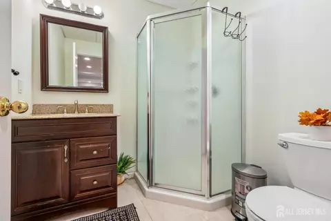 Bath - 489 Plainfield Rd, Edison, NJ 08820 photo 7 of 7