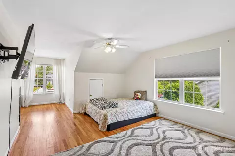 Bedroom - 489 Plainfield Rd, Edison, NJ 08820 photo 2 of 10