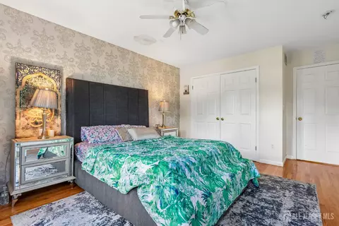 Bedroom - 489 Plainfield Rd, Edison, NJ 08820 photo 6 of 10
