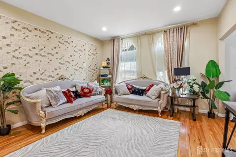 Living - 489 Plainfield Rd, Edison, NJ 08820 photo 1 of 2