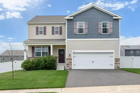 15 Half Hitch Rd, Barnegat, NJ 08005