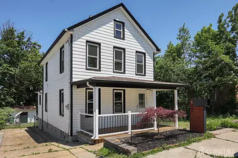 25 Dane St, Sayreville, NJ 08872