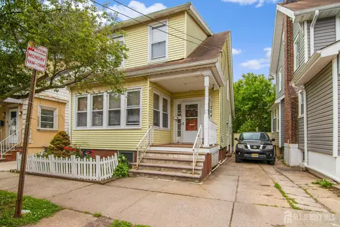 204-204 Howard St, New Brunswick, NJ 08901