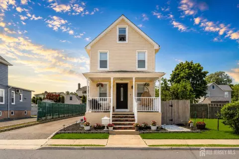 177 Pulaski Ave, Sayreville, NJ 08872