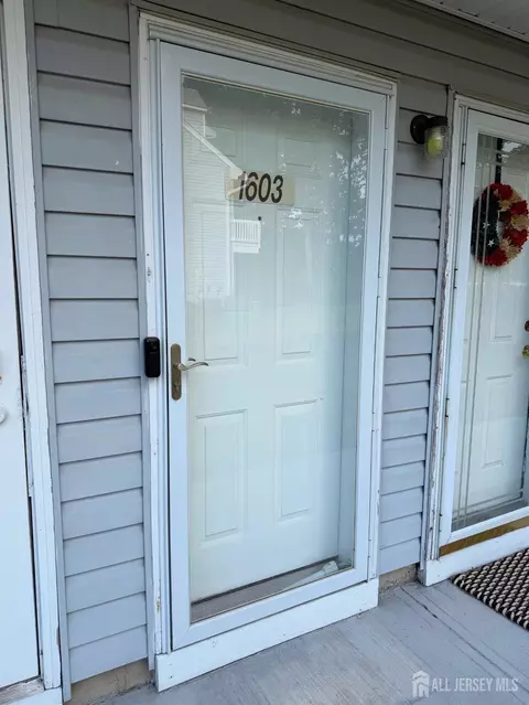1603 Arthur St, Toms River, NJ 08755