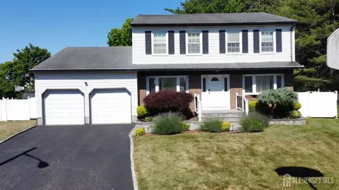 80 Deerfield Rd, East Brunswick, NJ 08816