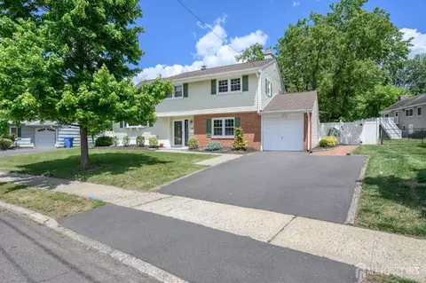 Exterior - 31 Starlit Dr, Middlesex, NJ 08846 photo 7 of 7